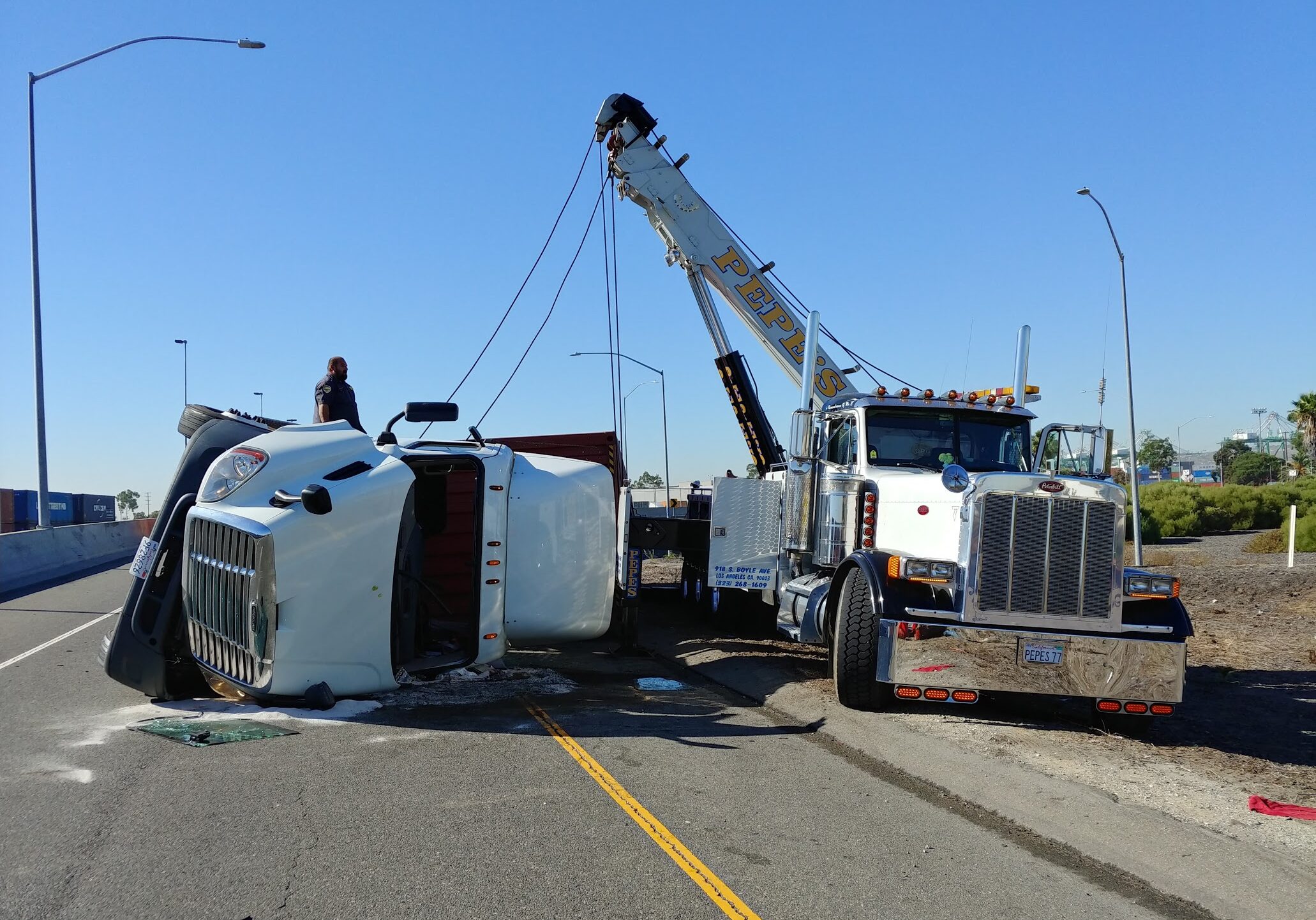 ROLL-OVER LONG BEACH long beach towing company